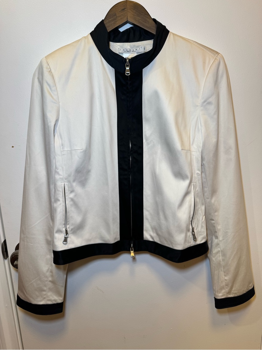 Laundry By Shelli Segal White Jacket with Black Contrast Trim Size 12